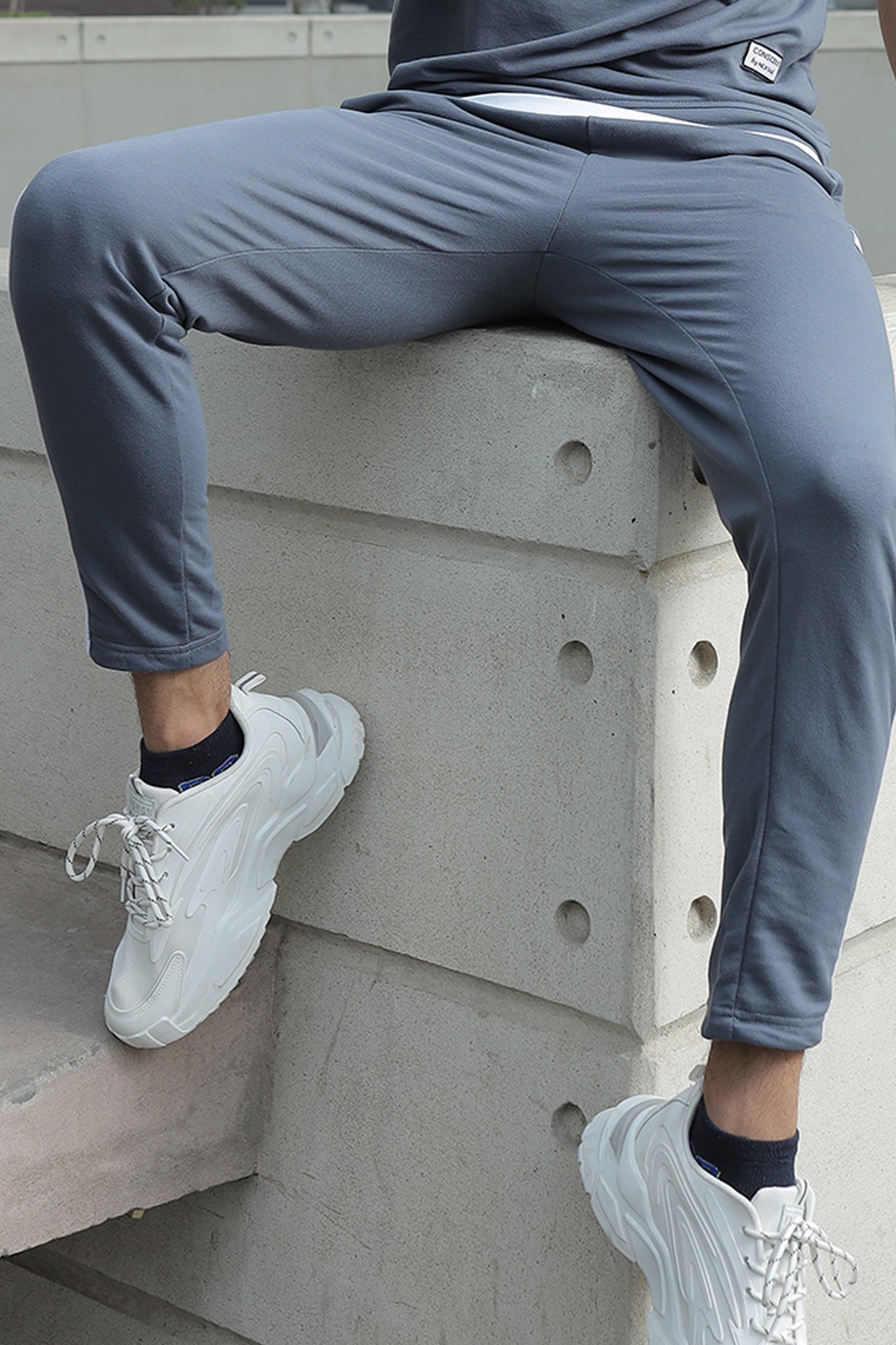 ELEMENTFIT MEN SMOKE GREY TROUSER