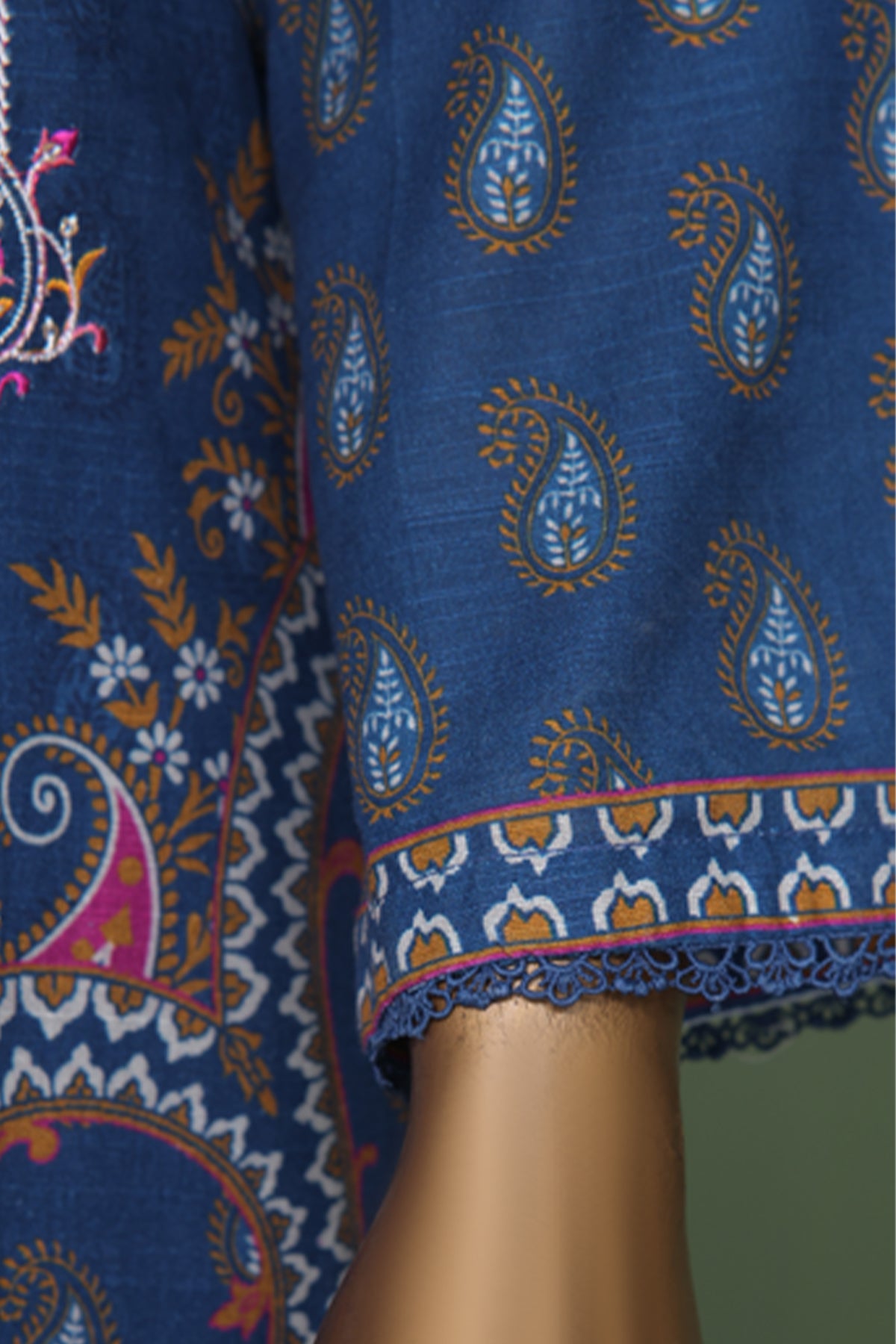 RIWAYAT STITCHED 3 PIECE PREMIUM KHADDAR EMB COLLECTION 2025